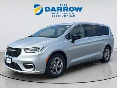 Certified 2024 Chrysler Pacifica Limited