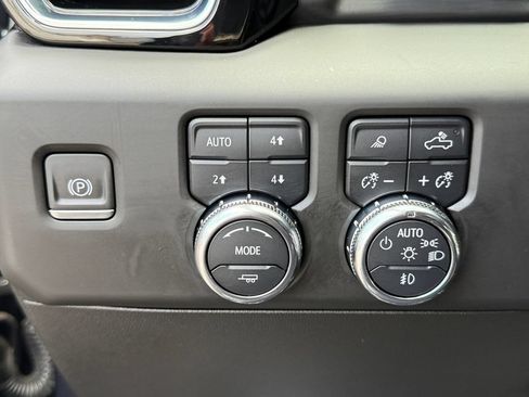 Used 2023 GMC Sierra 1500 Denali Ultimate AWD/4WD image 22