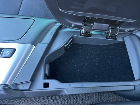 Used 2016 Chevrolet Corvette Stingray Coupe w/ 2LT Preferred Equipment Group image 28