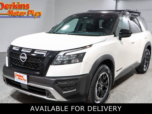 Used 2023 Nissan Pathfinder Rock Creek image 1