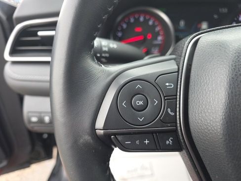 Used 2023 Toyota Camry XSE image 16