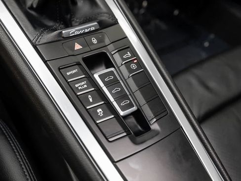 Used 2015 Porsche 911 Carrera 4S image 37