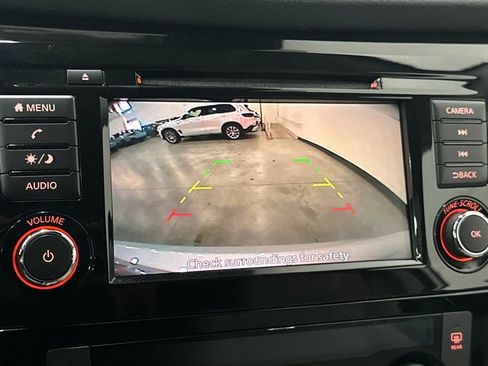 Used 2020 Nissan Rogue Sport SV FWD image 22