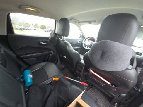 Used 2021 Jeep Compass Trailhawk w/ Convenience Group image 14