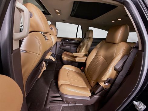 Used 2017 Buick Enclave Leather w/ Trailering Package image 27