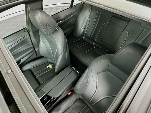 Certified 2023 BMW 530e w/ M Sport Package image 22