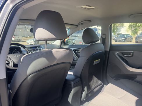 Used 2011 Hyundai Elantra GLS w/ Preferred Equipment Pkg 3 FWD image 19