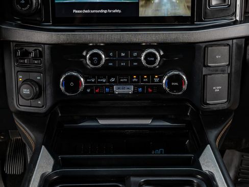 Used 2024 Ford F350 Platinum AWD/4WD image 13