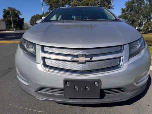 Used 2015 Chevrolet Volt w/ Enhanced Safety Package 1 FWD image 27