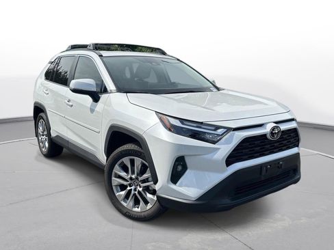 Certified 2025 Toyota RAV4 XLE Premium FWD image 4