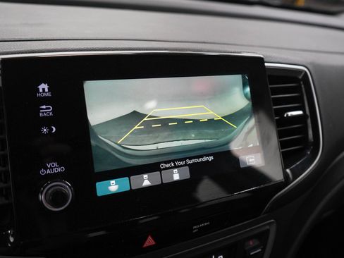Used 2020 Honda Pilot Black Edition image 23