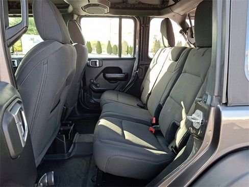 Used 2021 Jeep Wrangler Unlimited Sport image 10