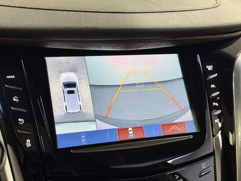 Used 2018 Cadillac Escalade Premium Luxury AWD/4WD image 44
