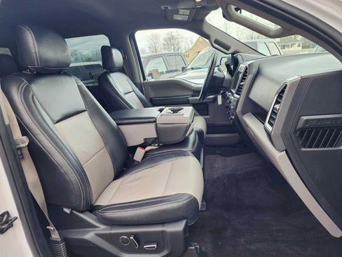 Used 2016 Ford F150 XLT w/ Equipment Group 302A Luxury image 19