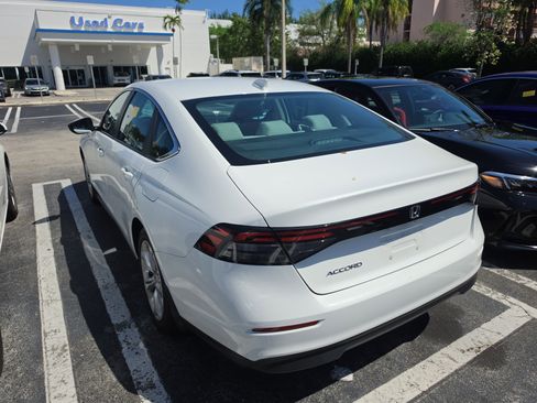 Used 2023 Honda Accord LX image 8