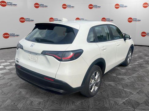 Certified 2024 Honda HR-V LX image 5