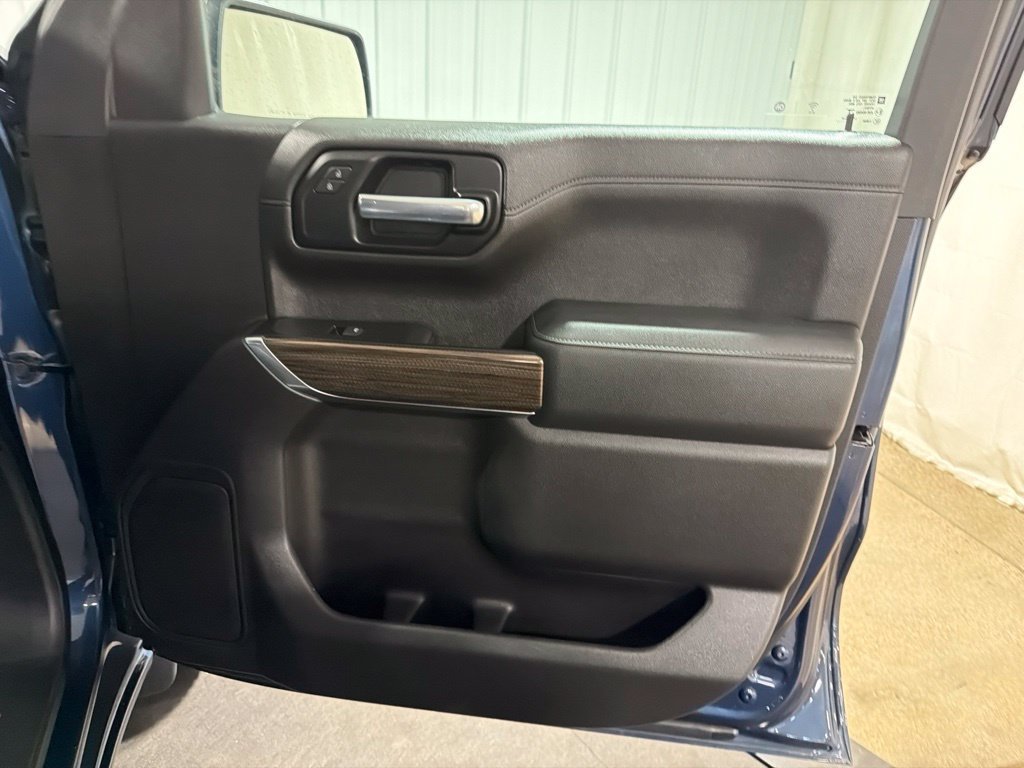 Used 2019 Chevrolet Silverado 1500 RST AWD/4WD image 22