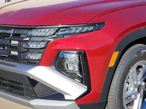 New 2026 Hyundai Tucson SE image 6