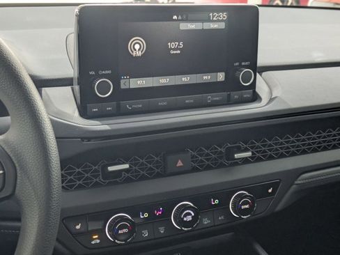 Certified 2025 Honda Accord SE image 13