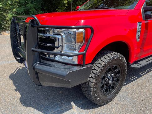 Used 2021 Ford F250 Lariat w/ Lariat Value Package AWD/4WD image 11