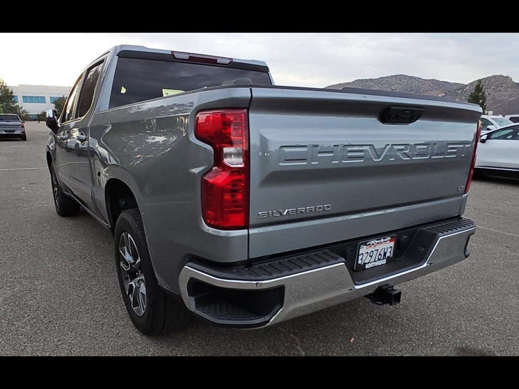 Used 2023 Chevrolet Silverado 1500 LT RWD image 5