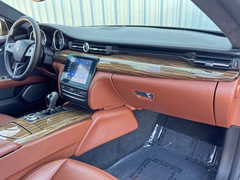 Used 2017 Maserati Quattroporte S GranLusso image 14