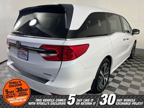 Used 2024 Honda Odyssey Touring image 7