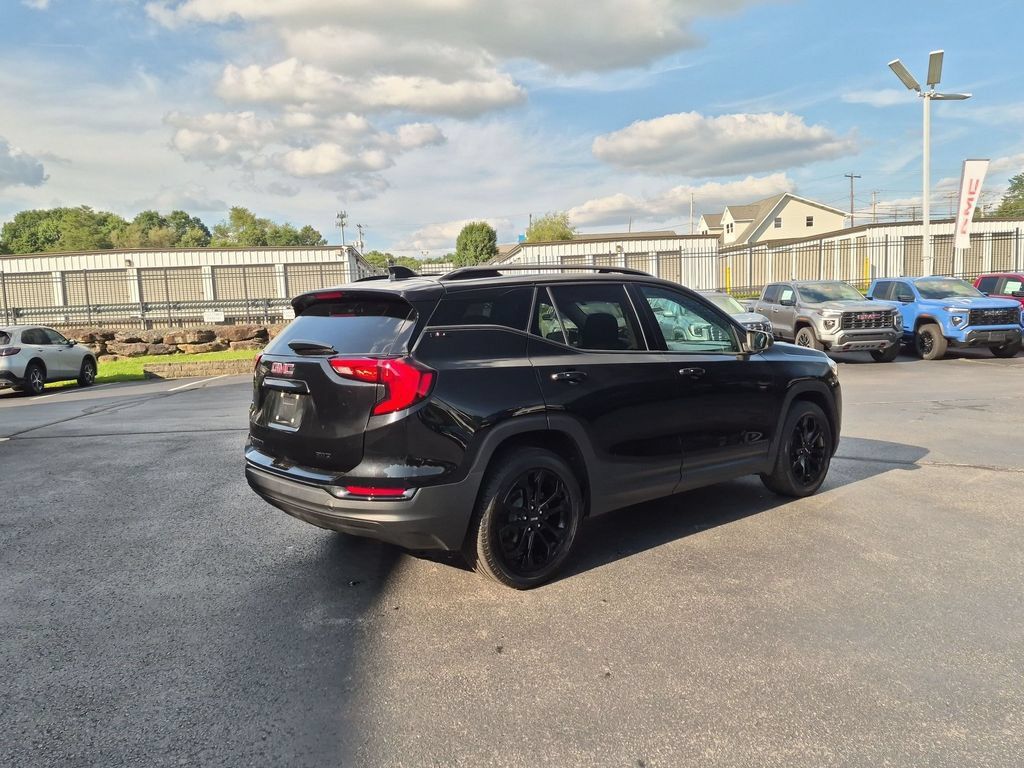 Used 2021 GMC Terrain SLE w/ Driver Convenience Package AWD/4WD image 5
