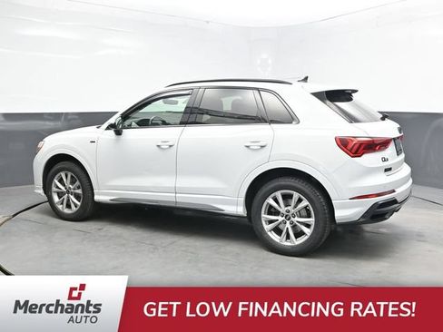 Used 2022 Audi Q3 2.0T Premium w/ Convenience Package AWD/4WD image 4