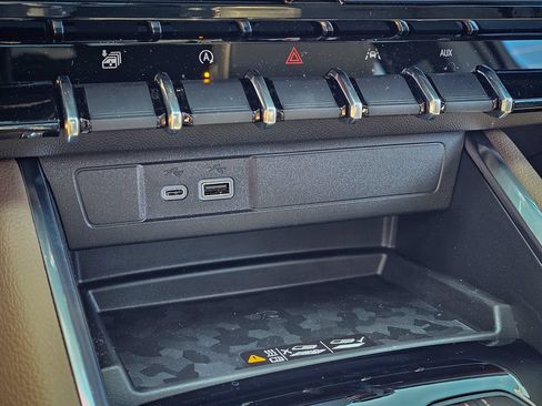 New 2026 GMC Canyon Denali AWD/4WD image 27