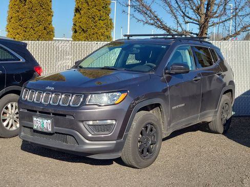 Used 2019 Jeep Compass Sport image 1