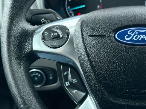 Used 2022 Ford Transit Connect XL image 24