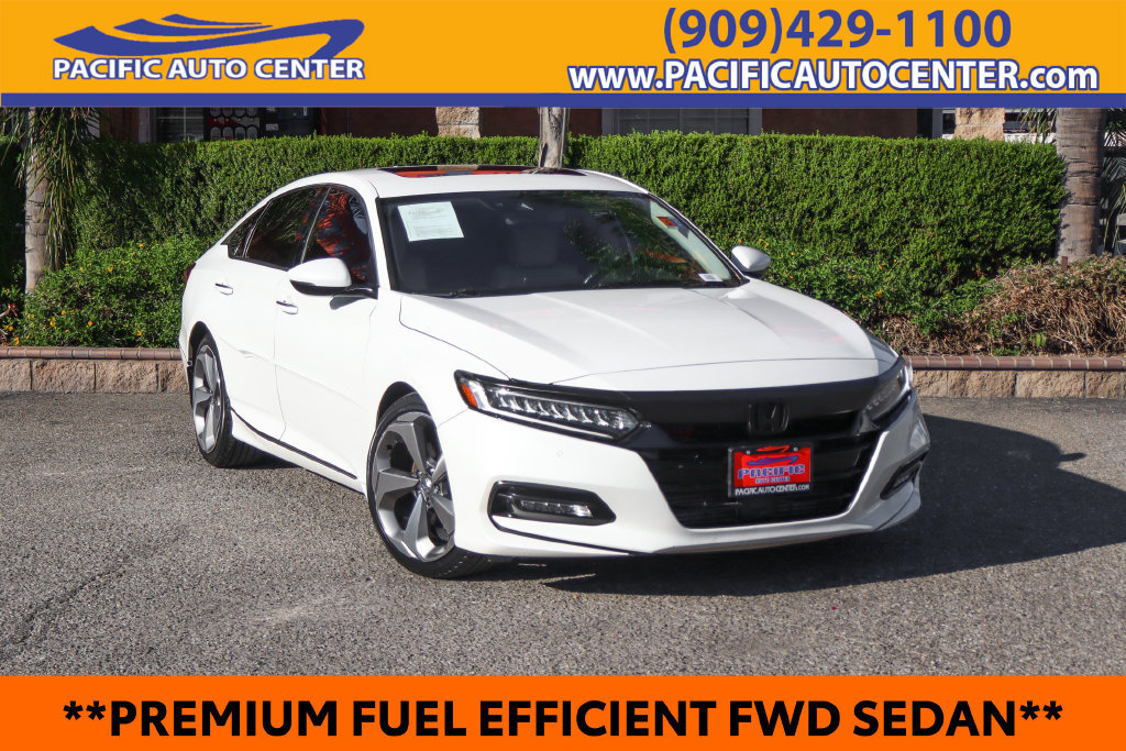 Used 2018 Honda Accord Touring image 1