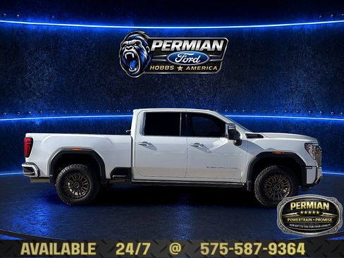 Used 2024 GMC Sierra 2500 Denali Ultimate w/ Max Trailering Package AWD/4WD image 5