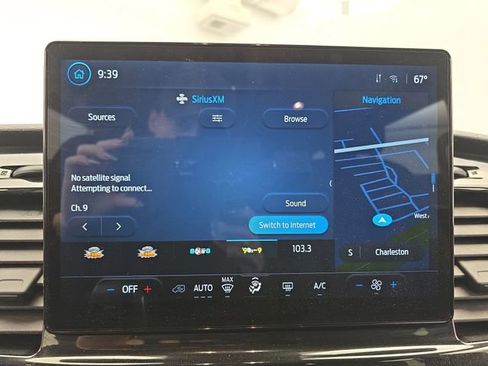 Used 2024 Ford Transit 350 XLT image 26