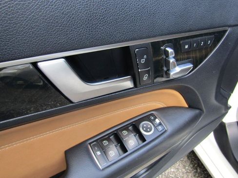 Used 2016 Mercedes-Benz E 400 Cabriolet image 36