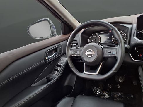 Certified 2023 Nissan Rogue SL w/ SL Premium Package image 25