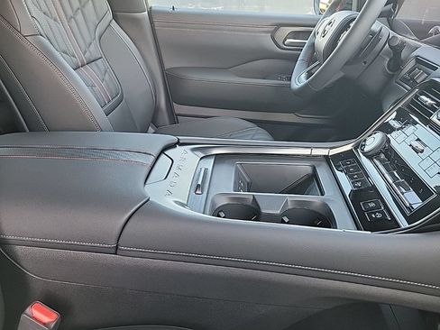 New 2026 Nissan Armada PRO-4X AWD/4WD image 47