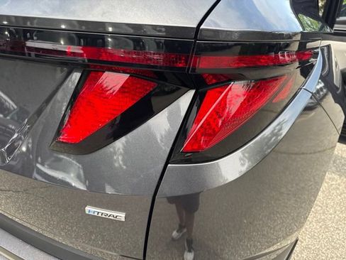 Used 2024 Hyundai Tucson SE AWD/4WD image 32