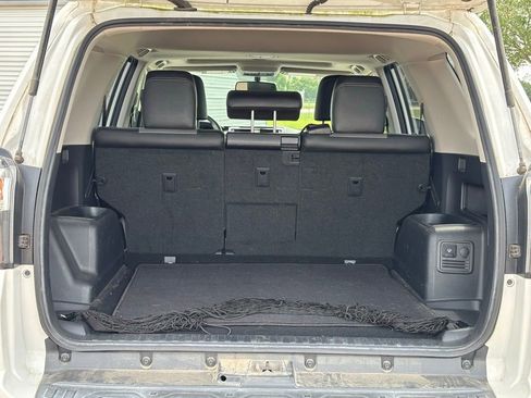 Used 2016 Toyota 4Runner SR5 Premium RWD image 6