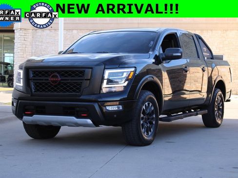 Used 2024 Nissan Titan PRO-4X w/ Pro-4x Convenience Package image 1