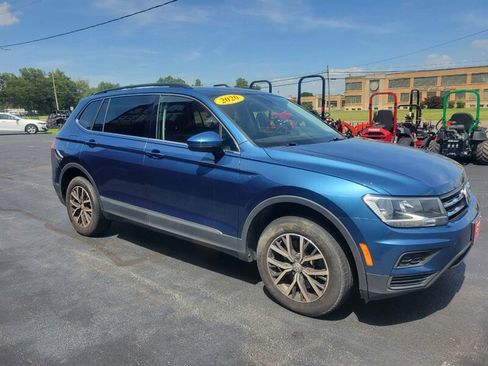 Used 2020 Volkswagen Tiguan S FWD image 2
