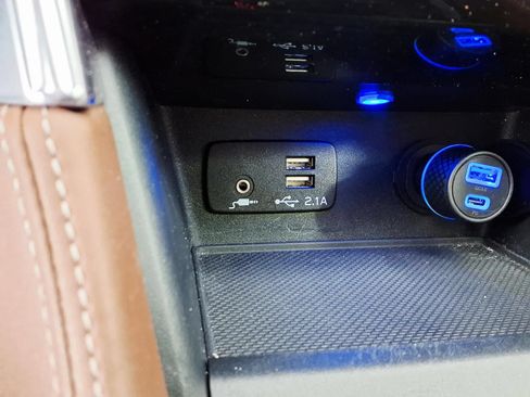 Used 2019 Subaru Forester Touring AWD/4WD image 23