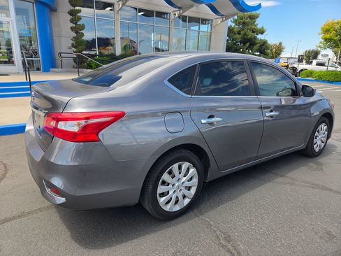Used 2018 Nissan Sentra S FWD image 3