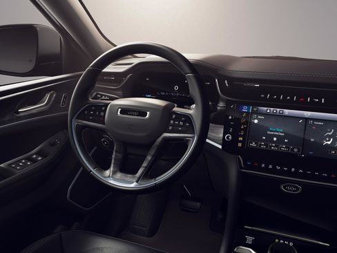 New 2026 Jeep Grand Cherokee Limited AWD/4WD image 21