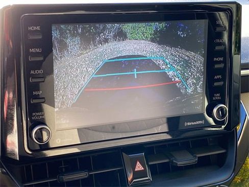 Used 2022 Toyota Corolla LE image 24