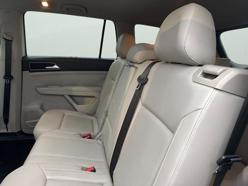 Used 2019 Volkswagen Atlas SE image 19