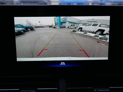 New 2026 Chevrolet Trax LT w/ Driver Confidence Package image 10