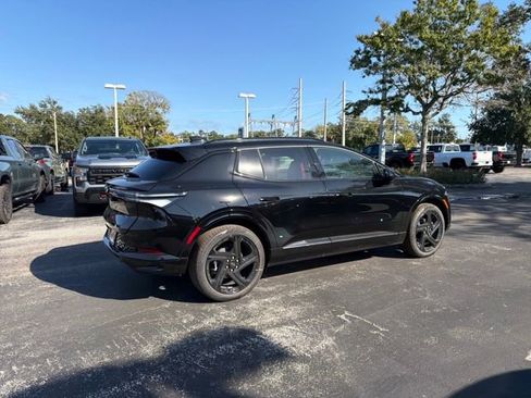 New 2026 Chevrolet Equinox EV RS image 12