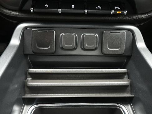 Used 2018 Chevrolet Silverado 2500 LTZ w/ LTZ Plus Package AWD/4WD image 21